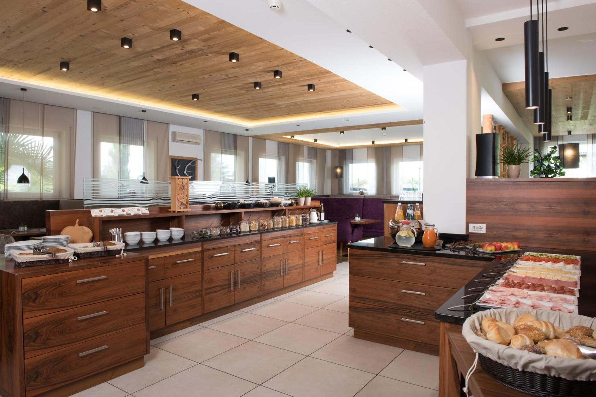 Ladurner Hotel 3*