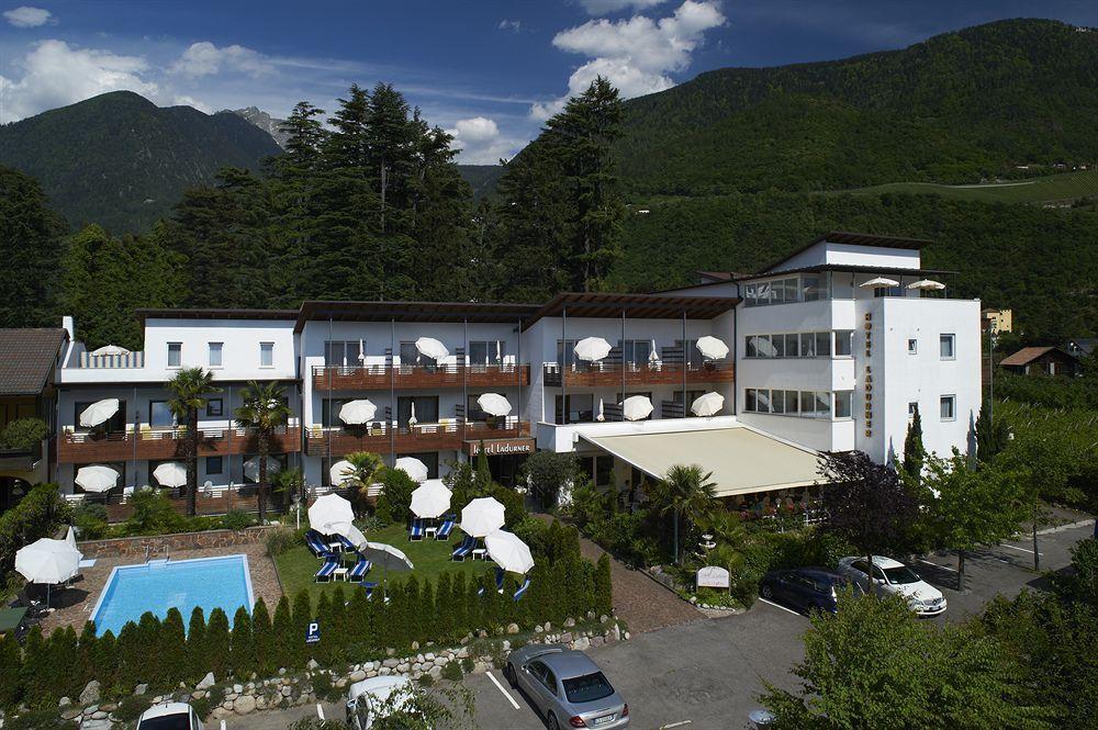 Ladurner 3*